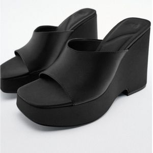 NWT Zara Versace Style Chunky Wedge Platform Block Heeled Mule Retro Y2k Sandals